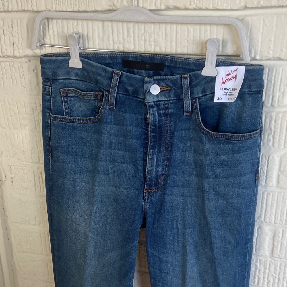 Joe’s flawless high-rise curvy boot cut Jean size 30 new with tags